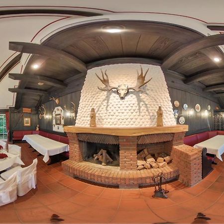 Hotel Restaurant Zum Jaegerheim Wendeburg ภายนอก รูปภาพ