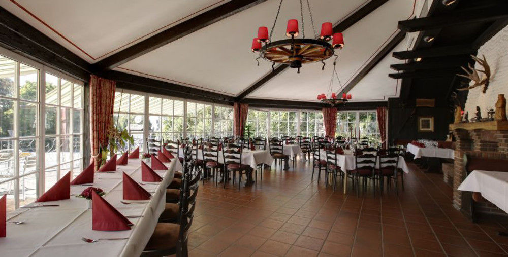 Hotel Restaurant Zum Jaegerheim Wendeburg ภายนอก รูปภาพ